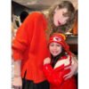 Taylor Swift red knitted sweater
